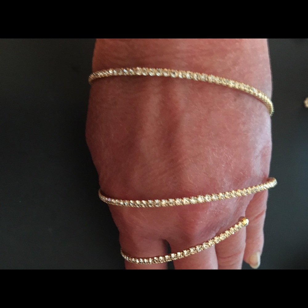 Gold Rhinestone bracelet - Picture 4 of 4